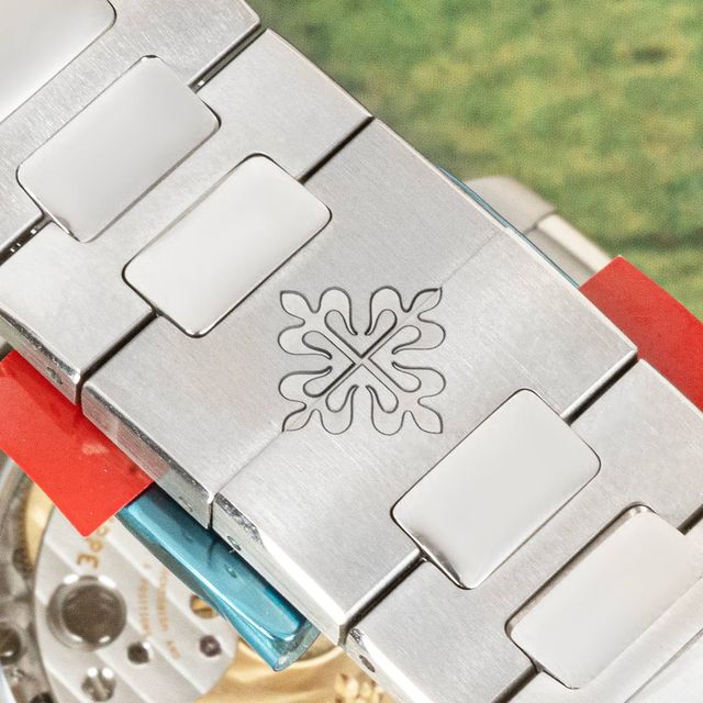 Patek Philippe Nautilus 5811/1G-001 Image 3